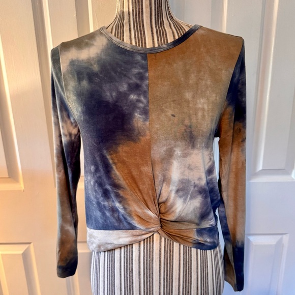 NWT Ginger G Blue and Brown Tie-Dye Long Sleeve crop Top - Picture 2 of 9